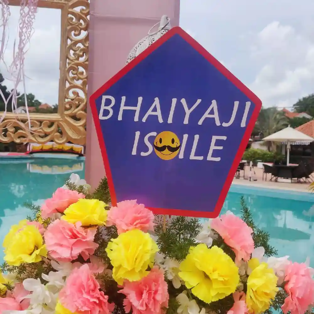 Order Elegant Floral Wedding Decor for Weddings